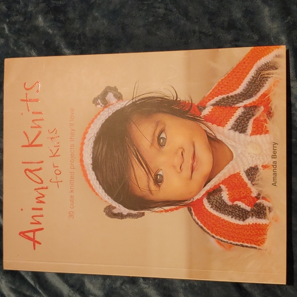 Animal Knits For Kids by Amanda Berry - Picture 1 of 6